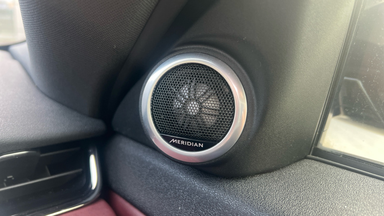 Land Rover Range Rover Evoque 2.0 D200 R-Dynamic HSE 5dr Auto Diesel Hatchback